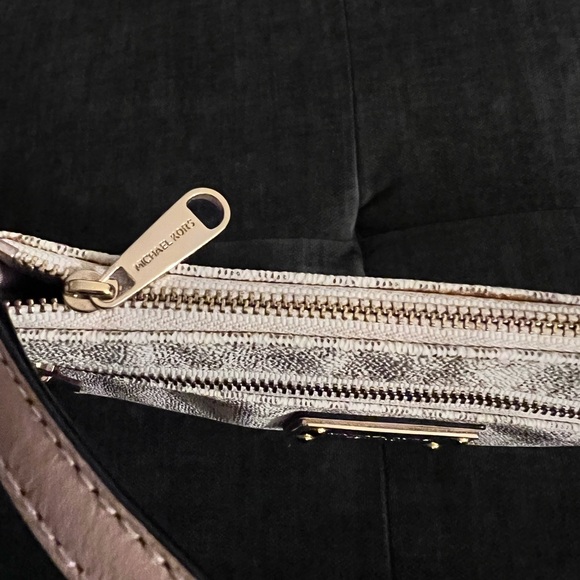 Michael Kors, bag, wallet - Picture 5 of 10